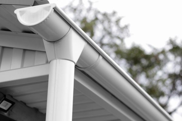 Gutter Service in Arlington