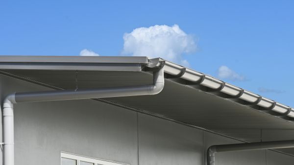 Eavestrough Service in Arlington